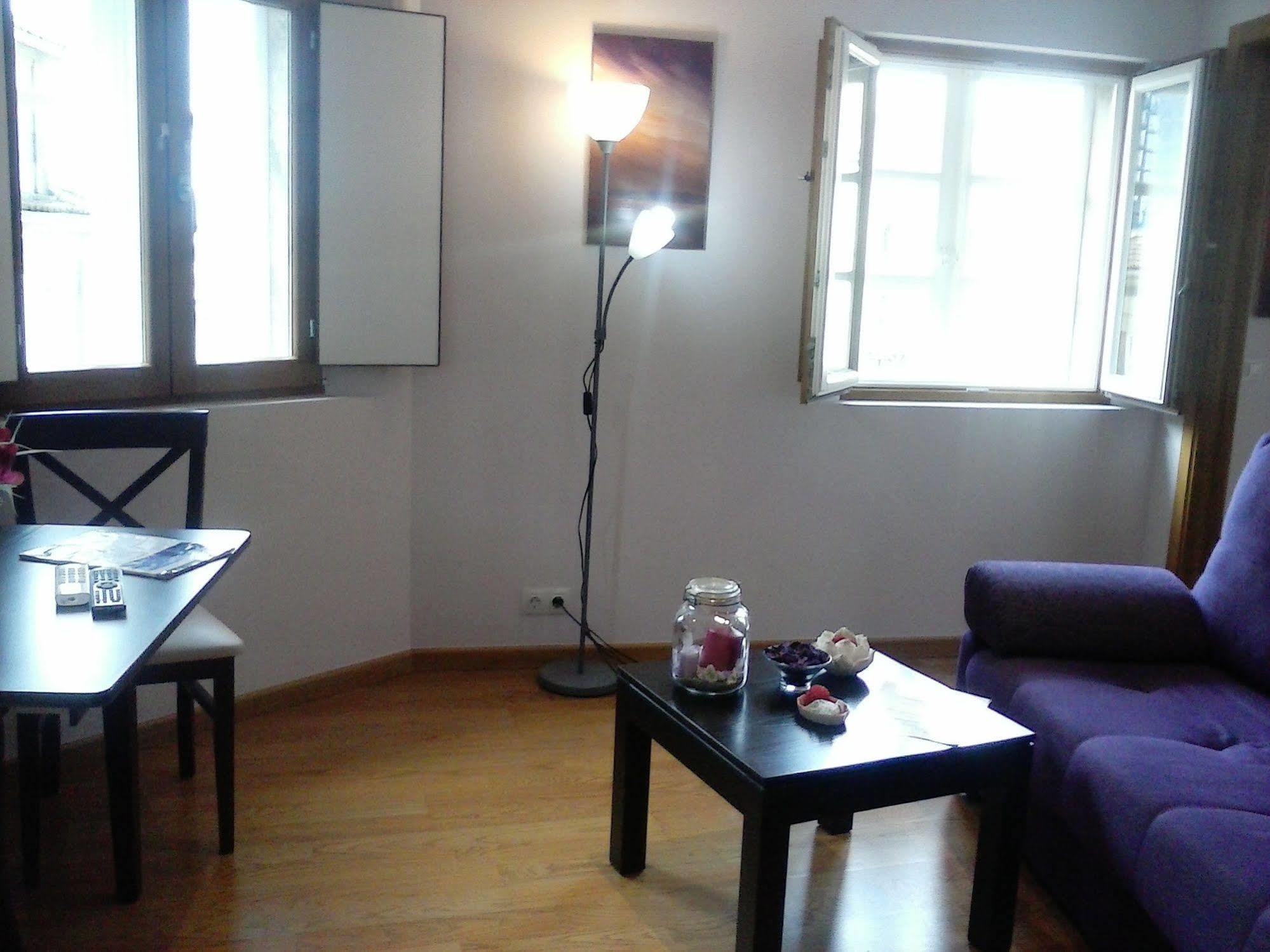 Apartamentos Casa De La Inmaculada Santiago de Compostela Zewnętrze zdjęcie